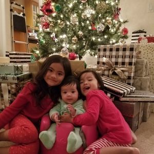 Meet your Posher, April